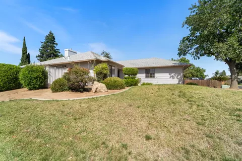 Exterior - 1407 Purvis Ave, Clovis, CA 93611 photo 17 of 18