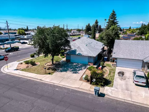 View/Area - 1407 Purvis Ave, Clovis, CA 93611 photo 2 of 10