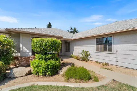 Exterior - 1407 Purvis Ave, Clovis, CA 93611 photo 2 of 18