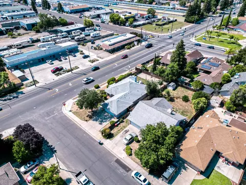 View/Area - 1407 Purvis Ave, Clovis, CA 93611 photo 8 of 10