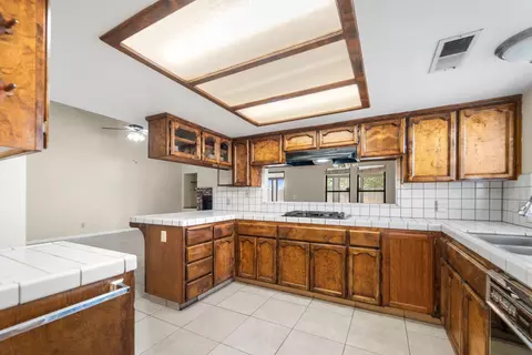 Kitchen - 1407 Purvis Ave, Clovis, CA 93611 photo 4 of 6