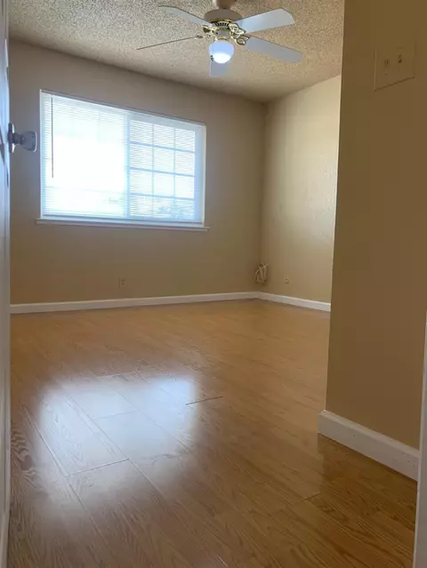 Bedroom - 495 W Santa Ana Ave #4, Clovis, CA 93612 photo 3 of 3