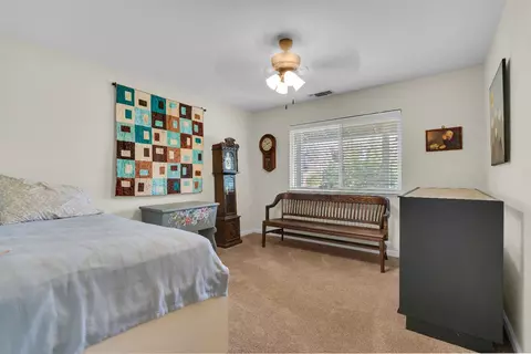 Bedroom - 16176 La Canada Rd, Madera, CA 93636 photo 2 of 3