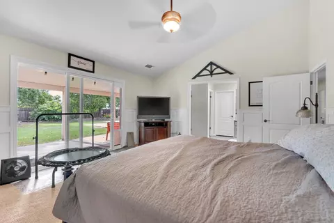 Bedroom - 16176 La Canada Rd, Madera, CA 93636 photo 3 of 3