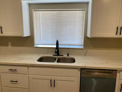 Kitchen - 424 S A St, Madera, CA 93638 photo 10 of 14
