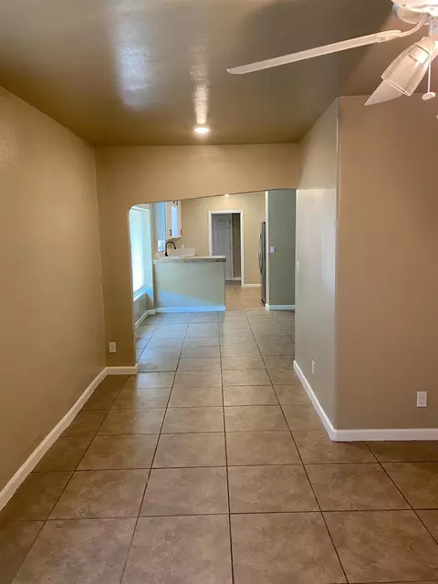 Entry Way - 424 S A St, Madera, CA 93638 photo 1 of 2