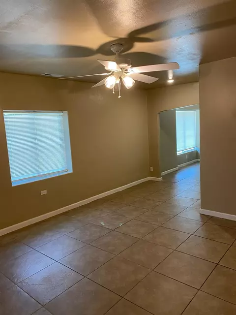 Living - 424 S A St, Madera, CA 93638 photo 1 of 4