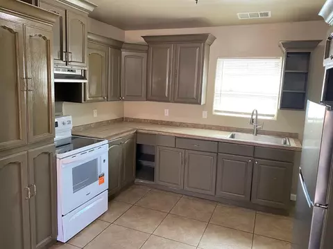 Kitchen - 424 S A St, Madera, CA 93638 photo 1 of 14