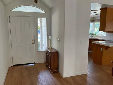 Entry Way - 2270 Dawson Cove Ln S, Clovis, CA 93611 photo 3 of 5