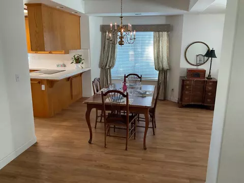 Dining - 2270 Dawson Cove Ln S, Clovis, CA 93611 photo 2 of 5