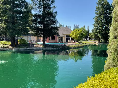 View/Area - 2270 Dawson Cove Ln S, Clovis, CA 93611 photo 3 of 3