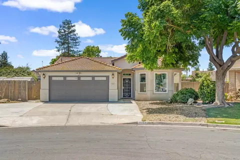 2468 S Phillip Ave, Fresno, CA 93727