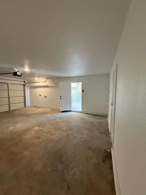 16576 Camden Dr, Madera, CA 93638 photo 14
