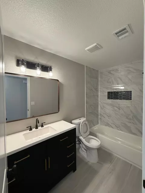 16576 Camden Dr, Madera, CA 93638 photo 6