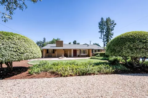 812 E Rialto Ave, Fresno, CA 93704