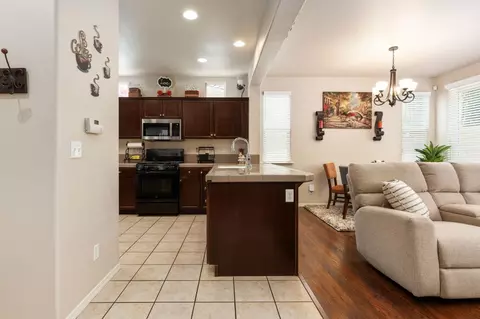 1794 N Merlan Ln, Clovis, CA 93619 photo 6