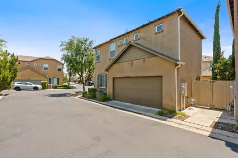 1794 N Merlan Ln, Clovis, CA 93619 photo 39