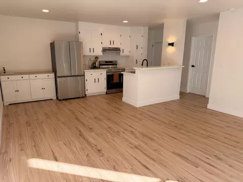 360 Vernon #100, Oakland, CA 94610