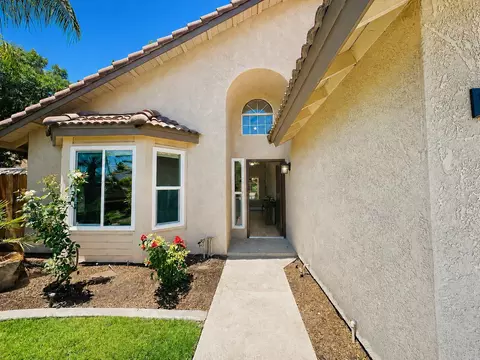 126 Kelly, Clovis, CA 93611 photo 5