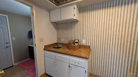 Other - 404 Fall Ave, Madera, CA 93637 photo 1 of 2