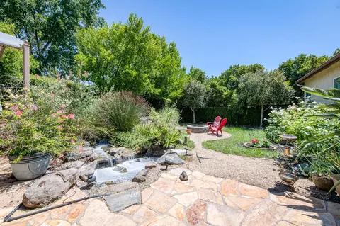 Exterior - 3283 Buckingham Ave, Clovis, CA 93619 photo 10 of 13