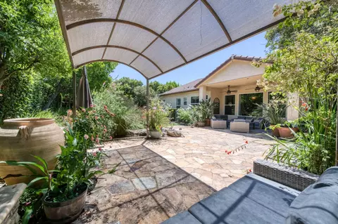 Exterior - 3283 Buckingham Ave, Clovis, CA 93619 photo 8 of 13