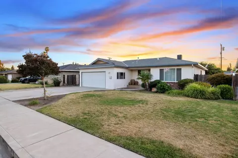 1395 S Rupert Ave, Reedley, CA 93654