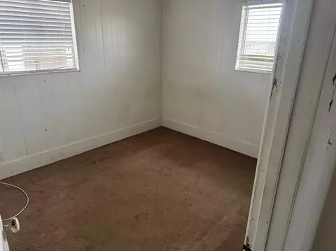 Bedroom - 376 E Klepper, Caruthers, CA 93609 photo 2 of 2