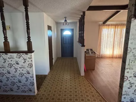 Entry Way - 376 E Klepper, Caruthers, CA 93609 photo 1 of 3