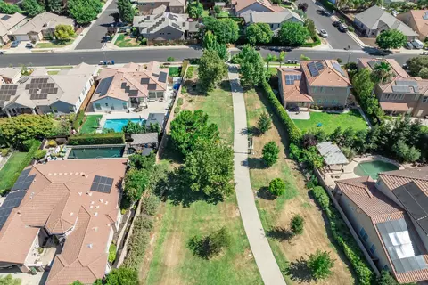 3242 Everglade Ave, Clovis, CA 93619 photo 57