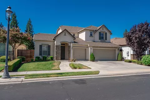 3242 Everglade Ave, Clovis, CA 93619 photo 2
