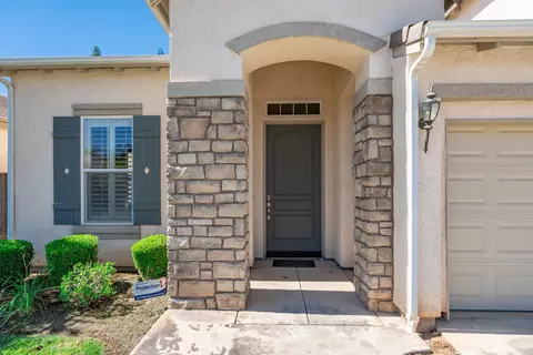 3242 Everglade Ave, Clovis, CA 93619 photo 3