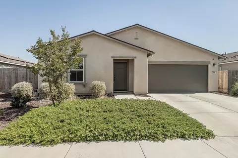 1105 E Packwood, Visalia, CA 93292