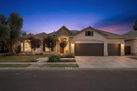 2140 Serena Ave, Clovis, CA 93619 photo 3