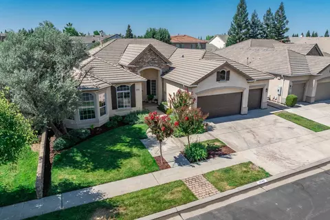 2140 Serena Ave, Clovis, CA 93619 photo 50