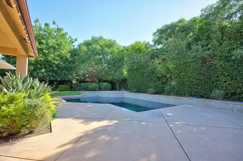 Exterior - 11 W Jordan Ave, Clovis, CA 93611 photo 5 of 17