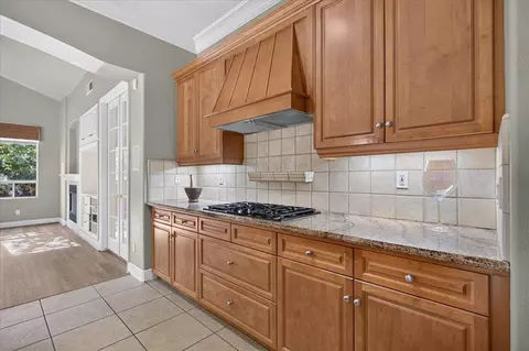 Kitchen - 11 W Jordan Ave, Clovis, CA 93611 photo 8 of 9