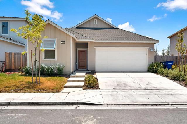 5963 W Laguna Ave, Fresno, CA 93722