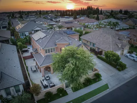 View/Area - 1802 N Kaweah Ave, Clovis, CA 93619 photo 1 of 3