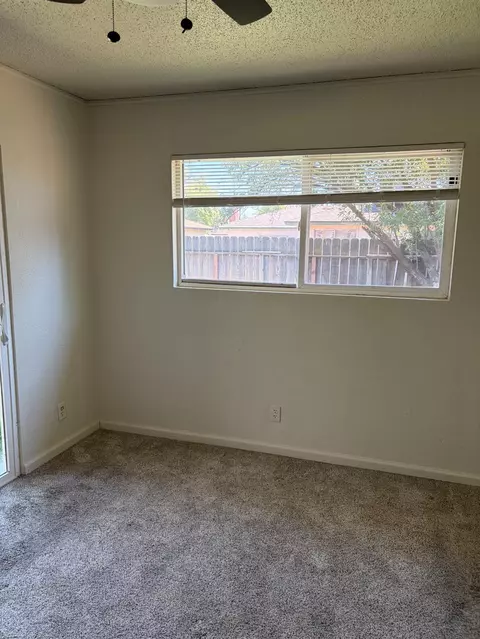 Bedroom - 822 W Alamos, Clovis, CA 93612 photo 4 of 7