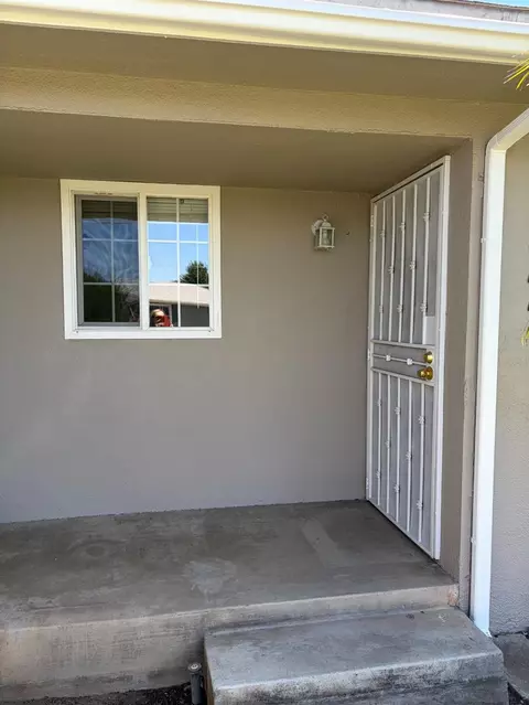Exterior - 822 W Alamos, Clovis, CA 93612 photo 3 of 7