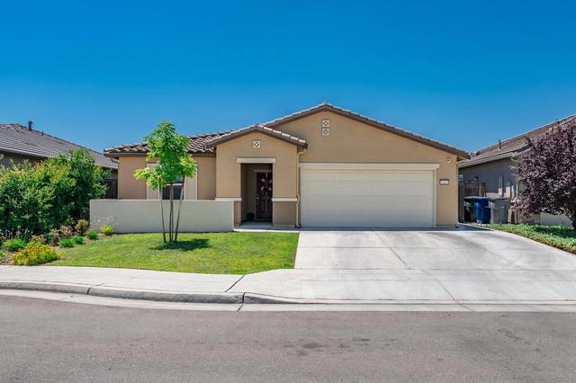 6883 E Woodward Ave, Fresno, CA 93727