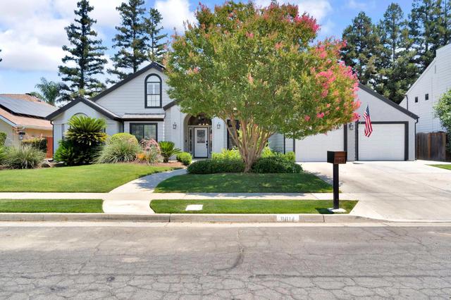 8814 N Spalding Ave, Fresno, CA 93720