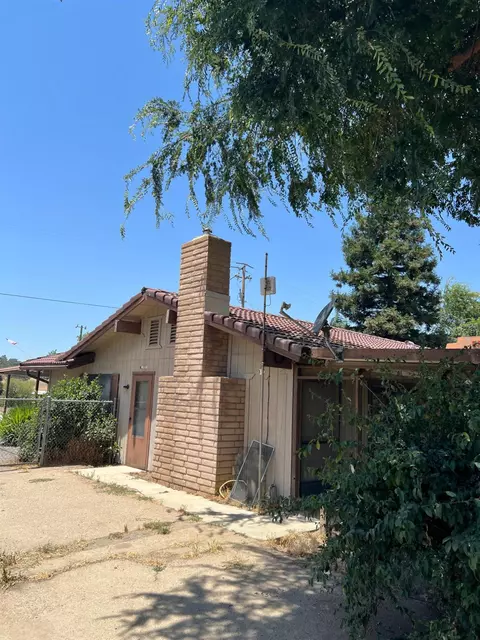 Exterior - 32644 Quail Ln, Yokuts Valley, CA 93675 photo 7 of 14