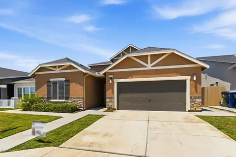 5438 W Floradora Ave, Fresno, CA 93722