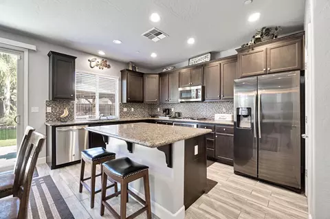 1579 Medellin Ln, Clovis, CA 93619 photo 12