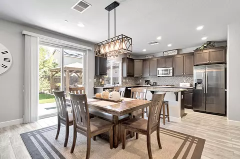 1579 Medellin Ln, Clovis, CA 93619 photo 10