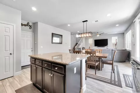 1579 Medellin Ln, Clovis, CA 93619 photo 16