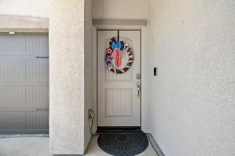 Entry Way - 86 Sedona, Merced, CA 95341 photo 1 of 3