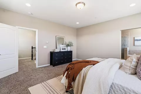 Bedroom - 3408 Sussex Ave, Clovis, CA 93619 photo 3 of 8